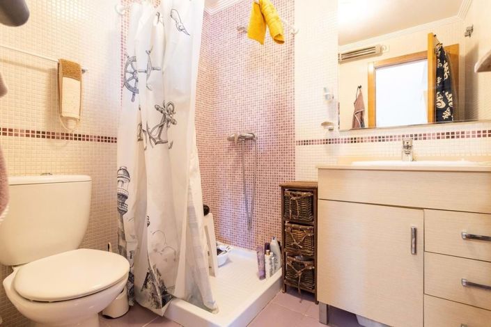 Image No.10-3 Bed Townhouse for sale