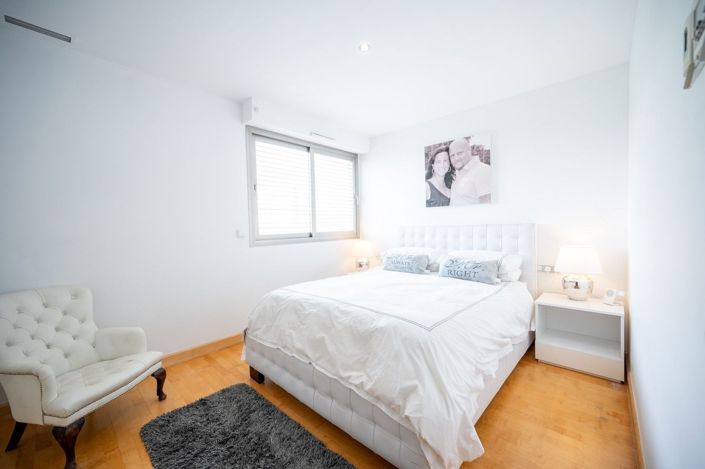 Image No.15-3 Bed Apartment for sale