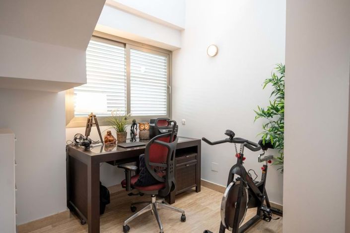 Image No.18-3 Bed Apartment for sale