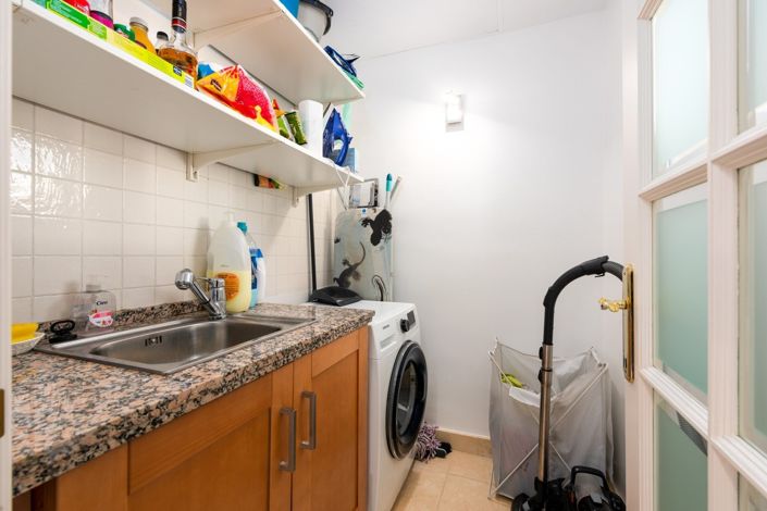 Image No.20-2 Bed Apartment for sale