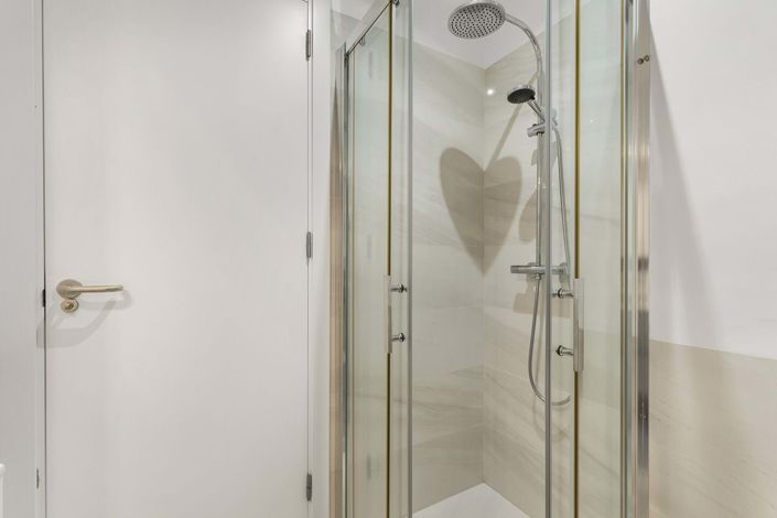 Image No.21-2 Bed Apartment for sale