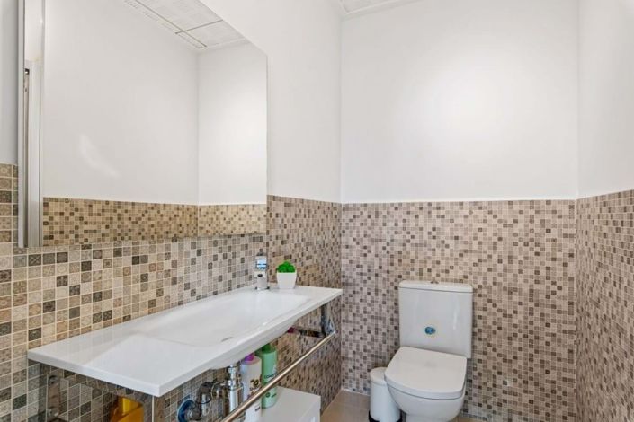 Image No.13-2 Bed Apartment for sale