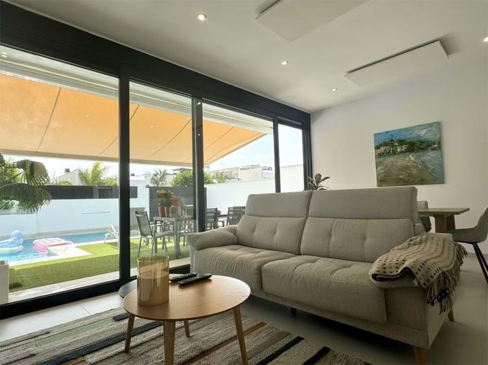 Image No.6-Villa de 3 chambres à vendre à Los Alcázares