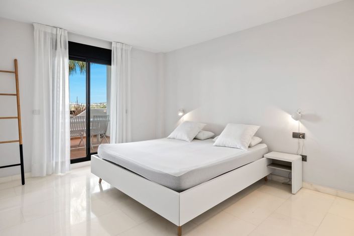 Image No.8-Appartement de 2 chambres à vendre à Casares