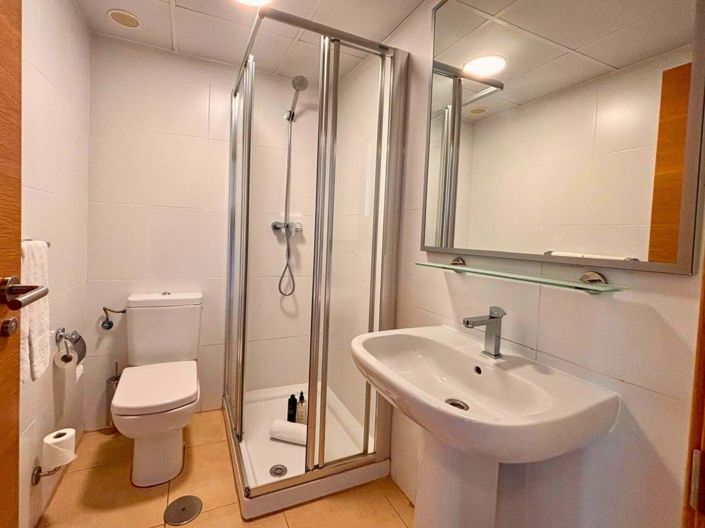 Image No.12-2 Bed Apartment for sale