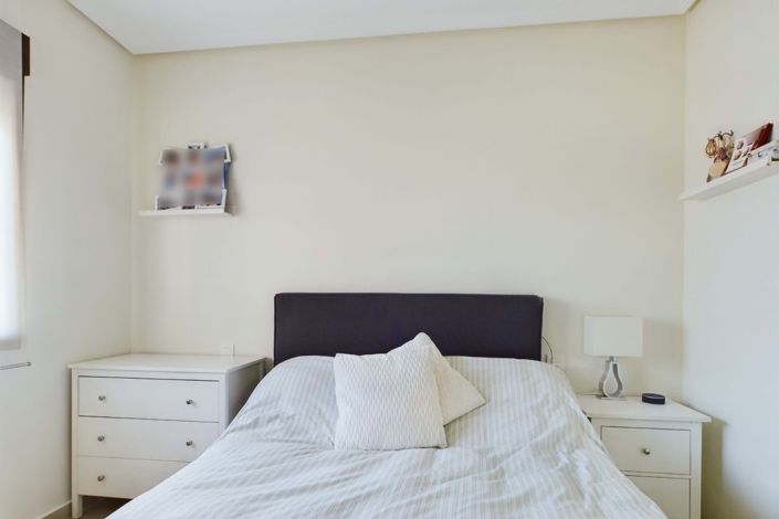 Image No.14-3 Bed Apartment for sale