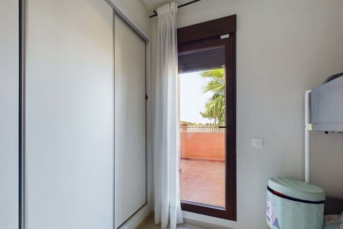 Image No.20-3 Bed Apartment for sale