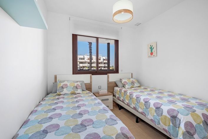 Image No.13-2 Bed Apartment for sale