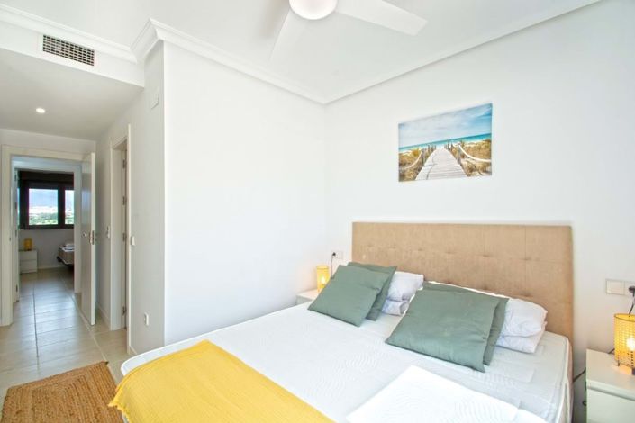 Image No.18-2 Bed Apartment for sale