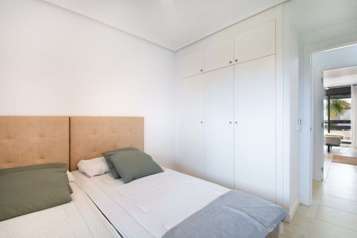 Image No.21-2 Bed Apartment for sale