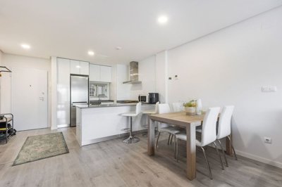 1447-527110-78d1f4f8b6655591b02d22fabb36a692d