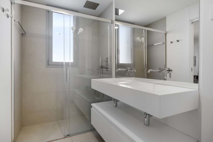 Image No.21-3 Bed Apartment for sale