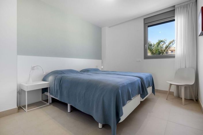 Image No.22-3 Bed Apartment for sale