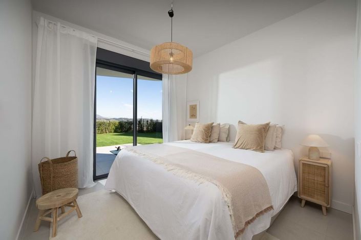 Image No.15-3 Bed Apartment for sale