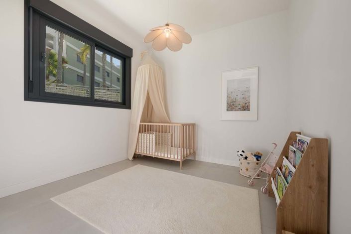 Image No.30-3 Bed Apartment for sale