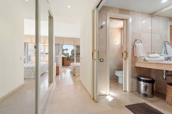 Image No.16-3 Bed Apartment for sale