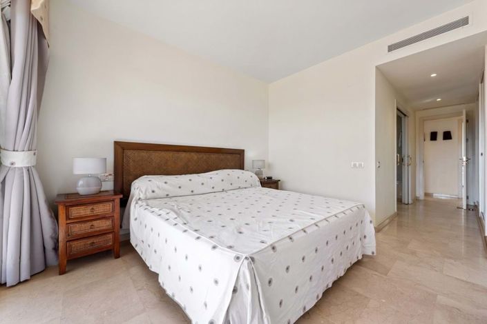 Image No.17-3 Bed Apartment for sale