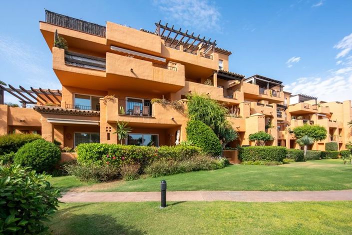 Image No.30-3 Bed Apartment for sale