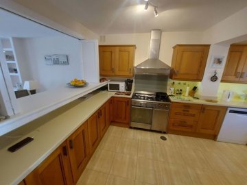 1447-529647-78d1f4f8b6655591b02d22fabb36a692d