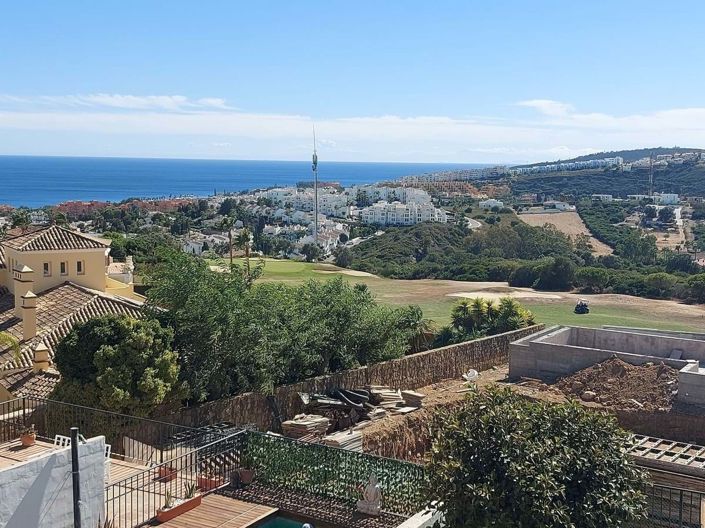 Image No.3-3 Bed Townhouse for sale