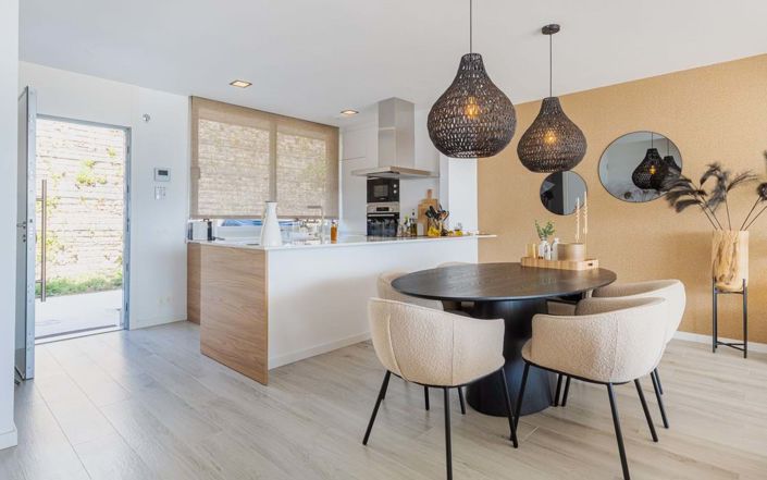 Image No.27-3 Bed Townhouse for sale