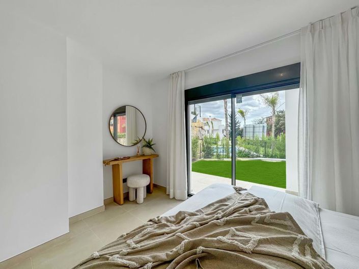 Image No.22-2 Bed Apartment for sale