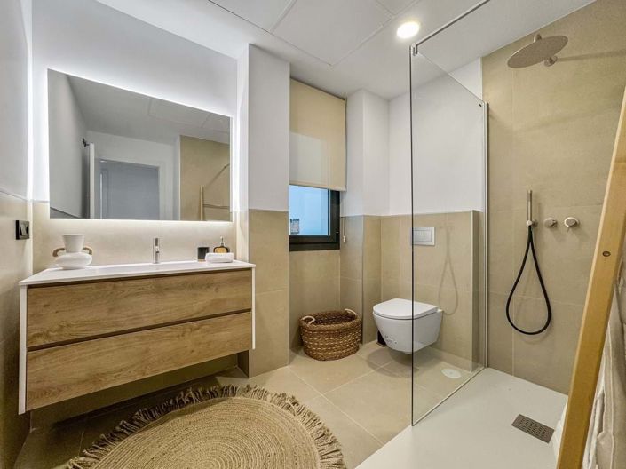 Image No.29-2 Bed Apartment for sale