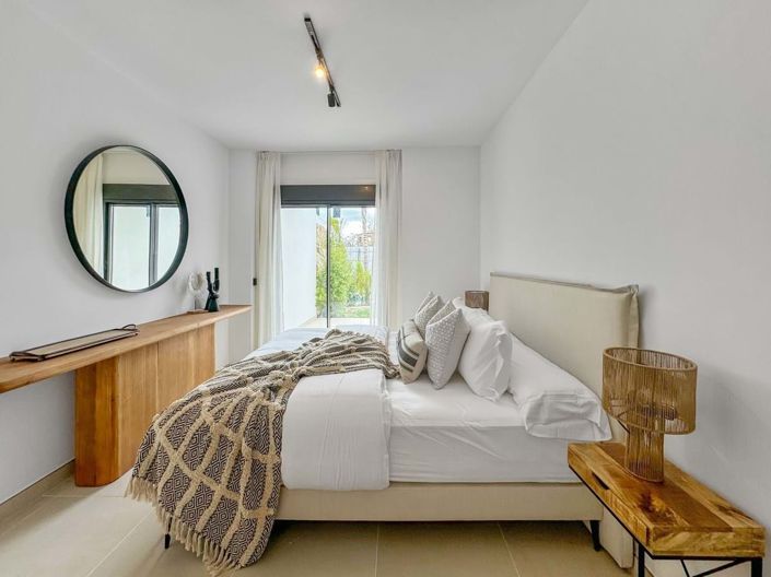 Image No.39-2 Bed Apartment for sale