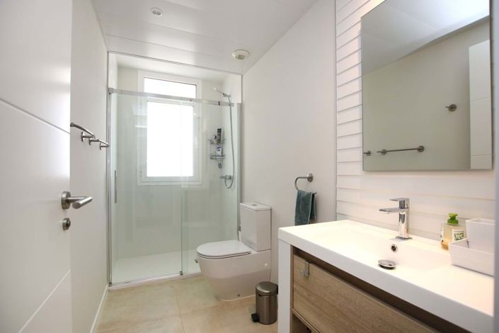 Image No.38-3 Bed Apartment for sale