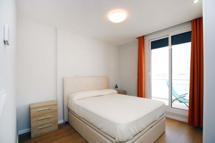 Image No.40-3 Bed Apartment for sale