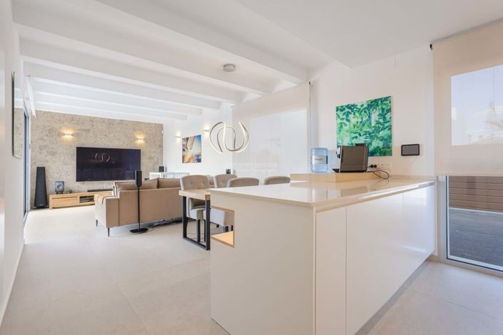 Image No.12-3 Bed Villa for sale