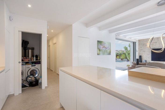 Image No.15-3 Bed Villa for sale