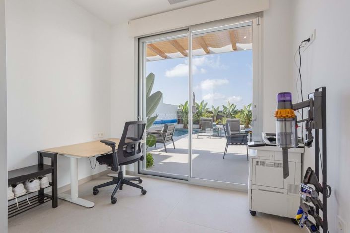 Image No.21-3 Bed Villa for sale