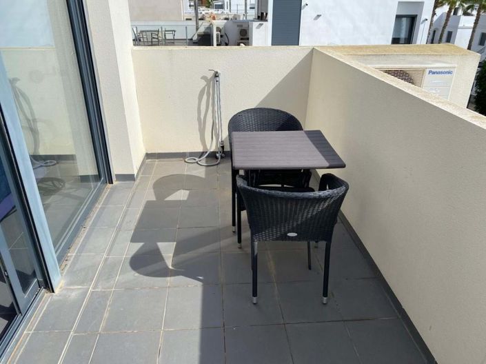 Image No.9-3 Bed Townhouse for sale