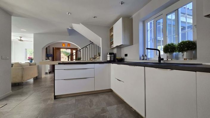 Image No.13-5 Bed Villa for sale