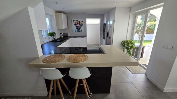 Image No.15-5 Bed Villa for sale