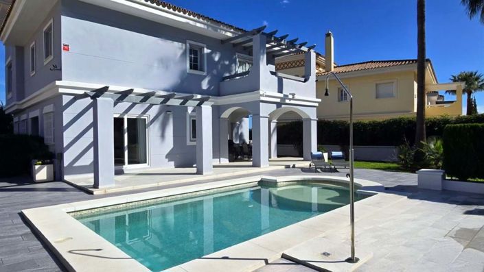 Image No.2-5 Bed Villa for sale