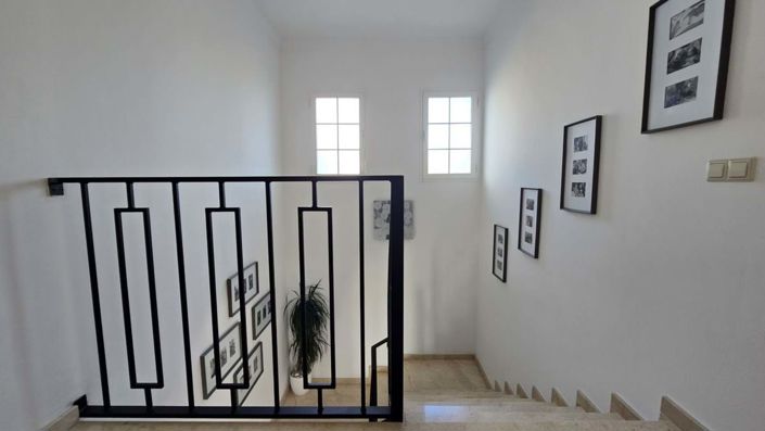 Image No.25-5 Bed Villa for sale