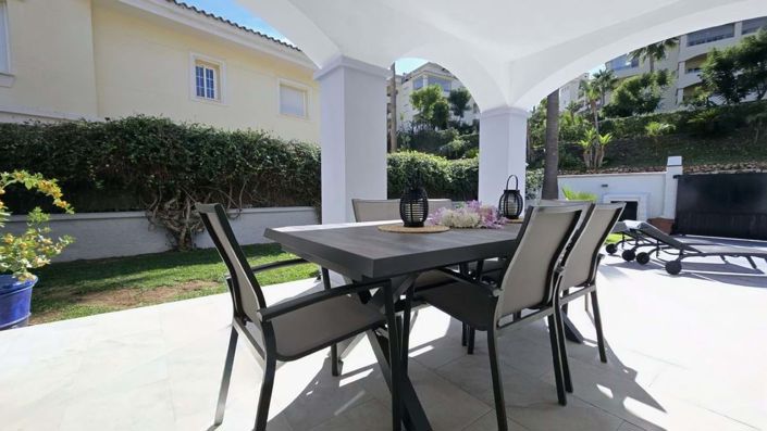 Image No.52-5 Bed Villa for sale