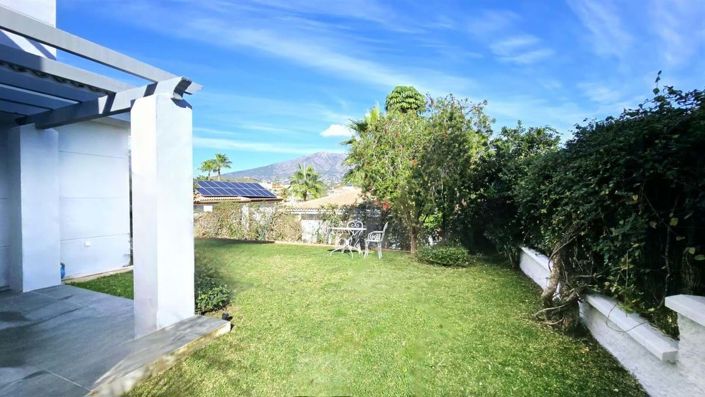 Image No.58-5 Bed Villa for sale