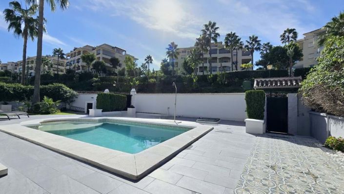 Image No.60-5 Bed Villa for sale