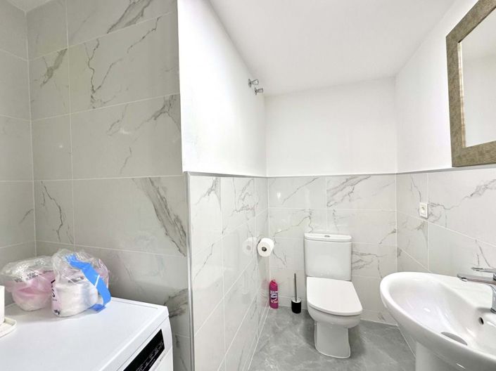 Image No.9-4 Bed Townhouse for sale