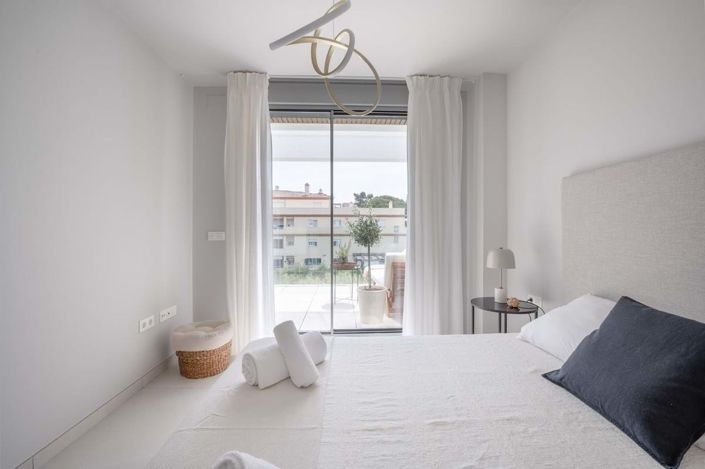 Image No.14-2 Bed Apartment for sale