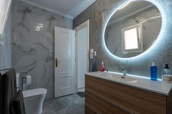 Image No.10-Villa de 4 chambres à vendre à Orihuela Costa