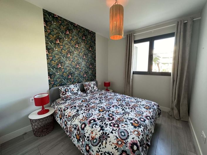 Image No.10-3 Bed Apartment for sale