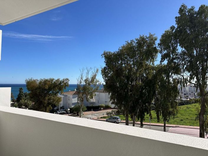 Image No.12-3 Bed Apartment for sale