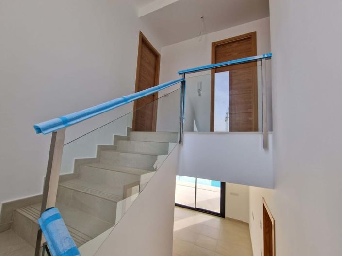 Image No.14-4 Bed Villa for sale