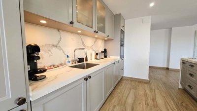 1447-524406-78d1f4f8b6655591b02d22fabb36a692d