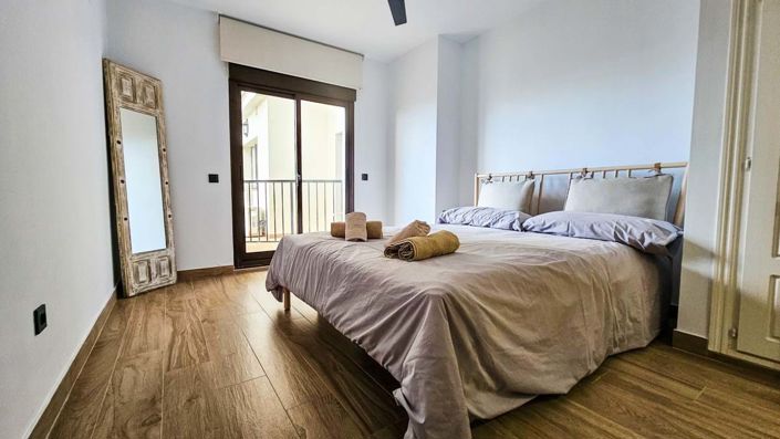 Image No.18-3 Bed Apartment for sale