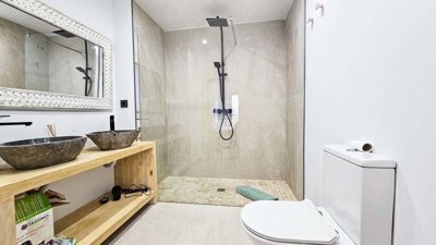 1447-524406-78d1f4f8b6655591b02d22fabb36a692d